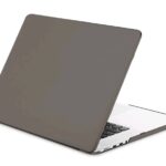 Fabriqué en matériau souple et flexible. Bordures surélevés autour du contour.